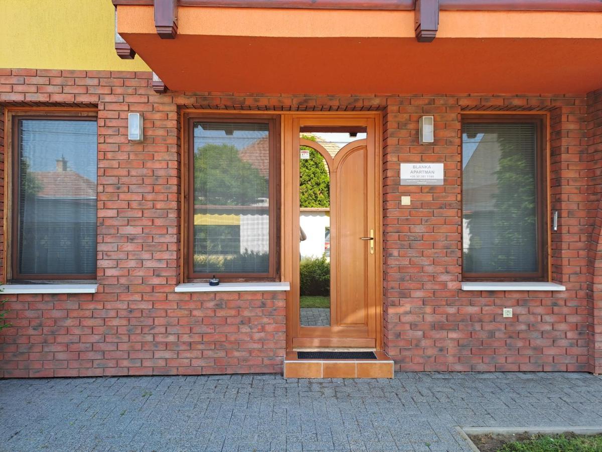 Rozmaring Apartmanok Jula Exterior foto