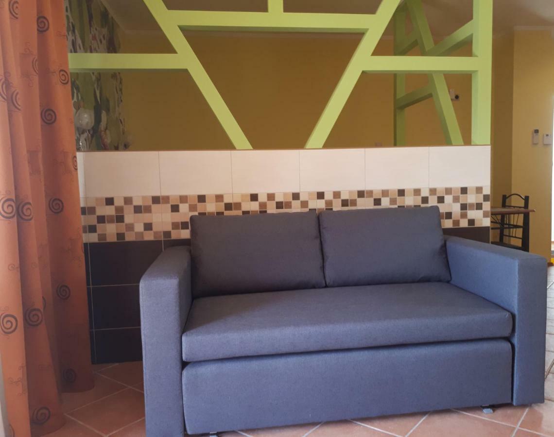 Rozmaring Apartmanok Jula Exterior foto